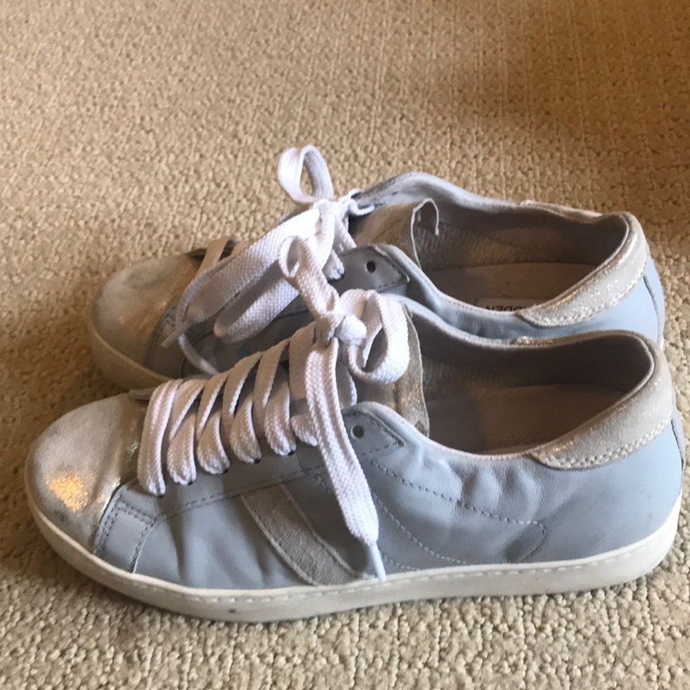 Steve Madden sneakers - Picture 2 of 3